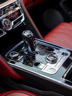 بينتلي فلاينج سبير